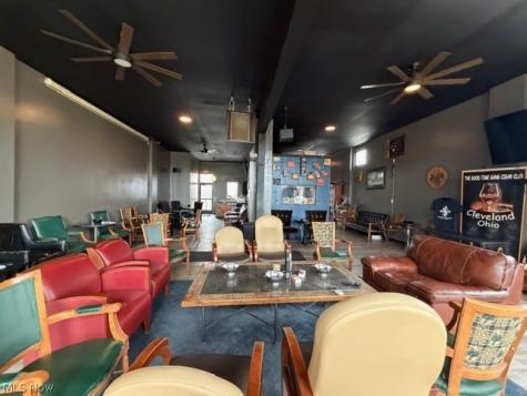 524 E 200th Street Euclid OH 44119