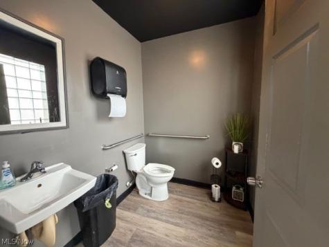 524 E 200th Street Euclid OH 44119