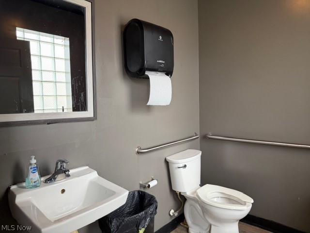 524 E 200th Street Euclid OH 44119