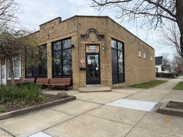 524 E 200th Street Euclid OH 44119