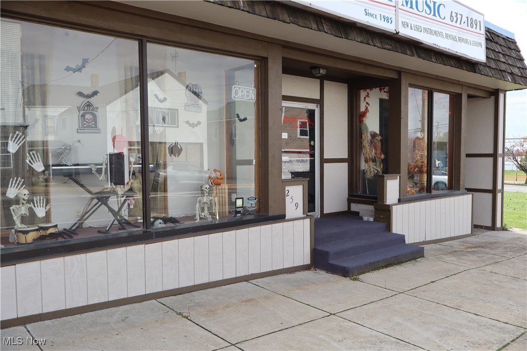 259 W Main Street Cortland OH 44410