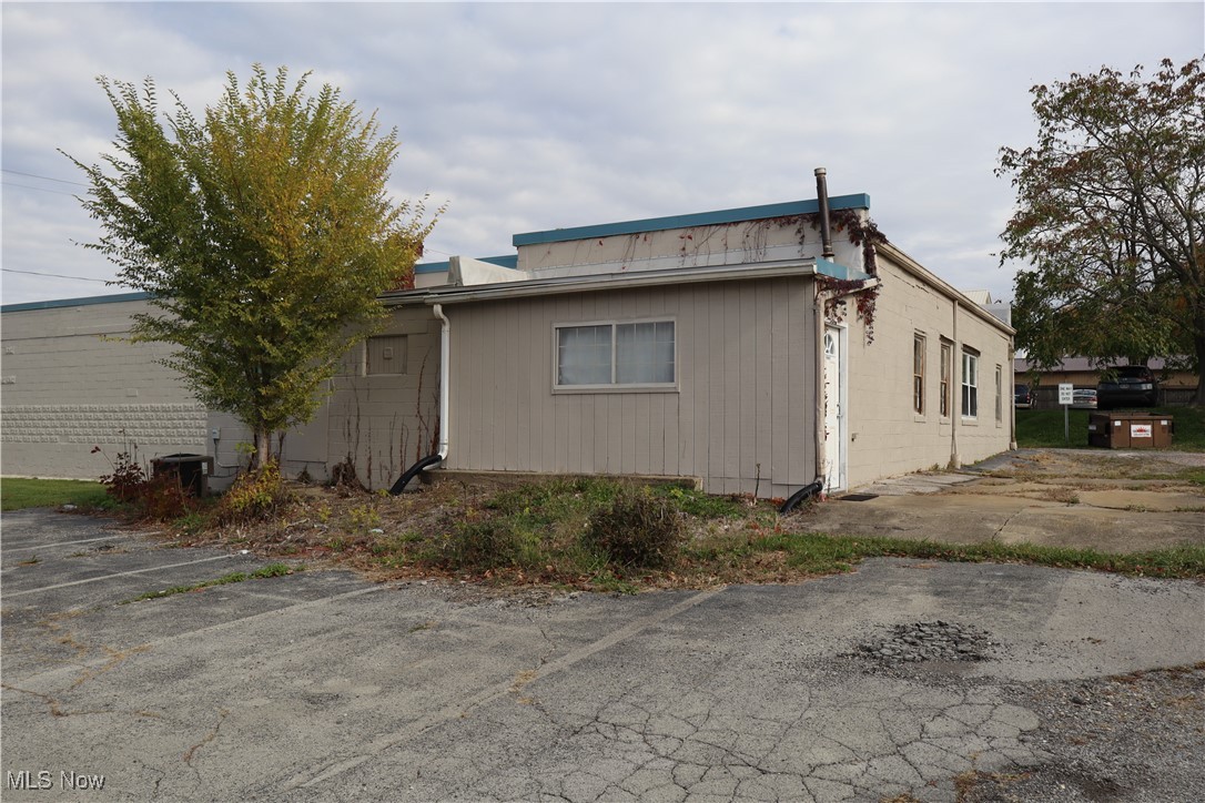 259 W Main Street Cortland OH 44410