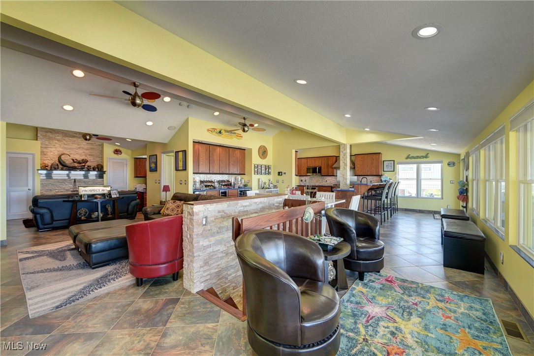 13005 W Lake Road Vermilion OH 44089
