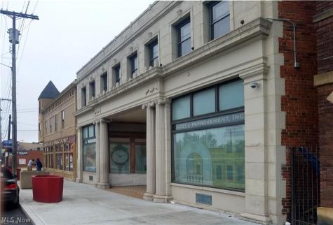 9815 Lorain Avenue Cleveland OH 44102