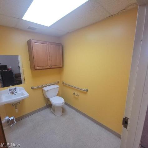 9815 Lorain Avenue Cleveland OH 44102