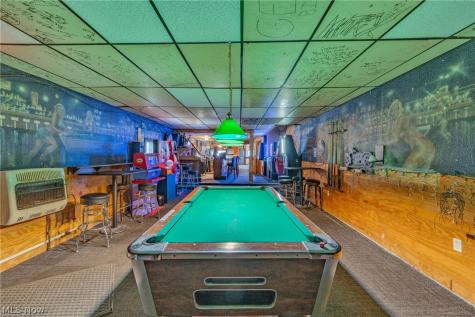 703 Lake Avenue Elyria OH 44035