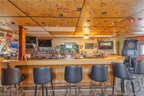 703 Lake Avenue Elyria OH 44035