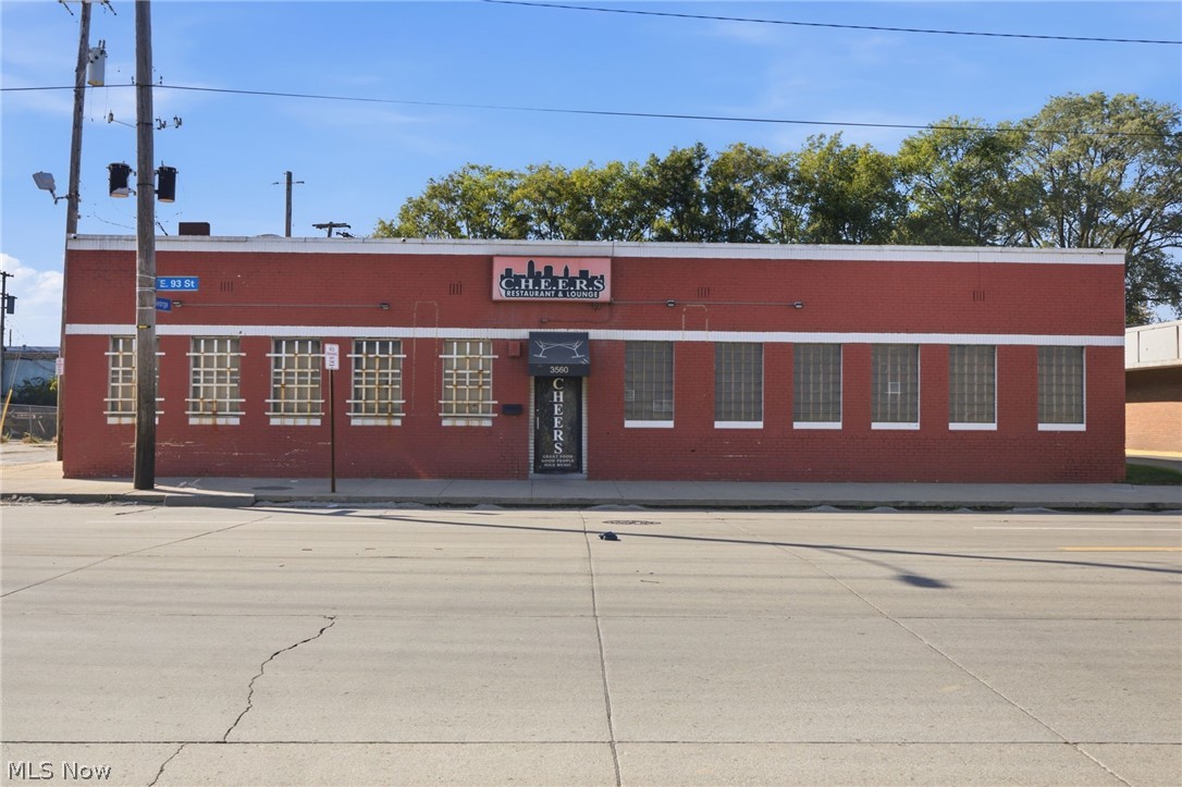 3560 E 93rd Street Cleveland OH 44105