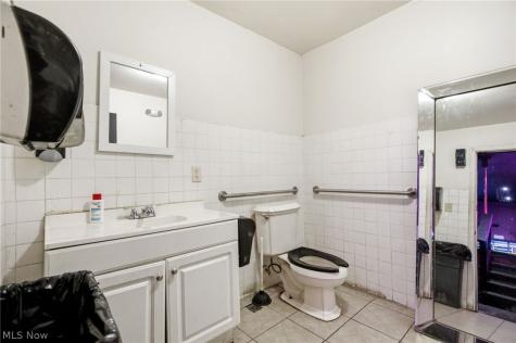 3560 E 93rd Street Cleveland OH 44105
