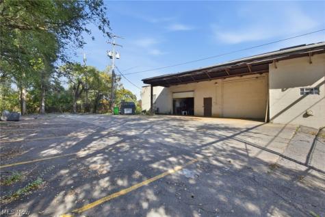 3560 E 93rd Street Cleveland OH 44105