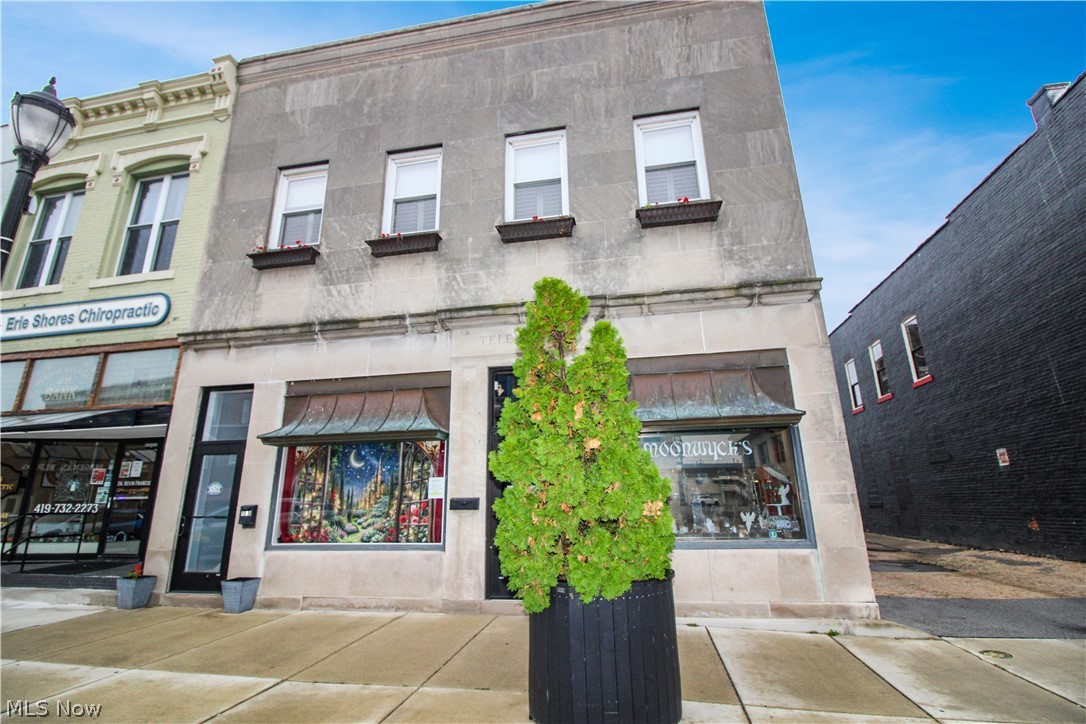 115 Madison Street Port Clinton OH 43452