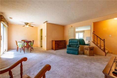 13652 Oakbrook Drive North Royalton OH 44133