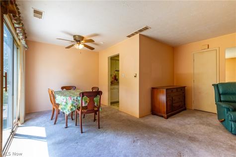 13652 Oakbrook Drive North Royalton OH 44133