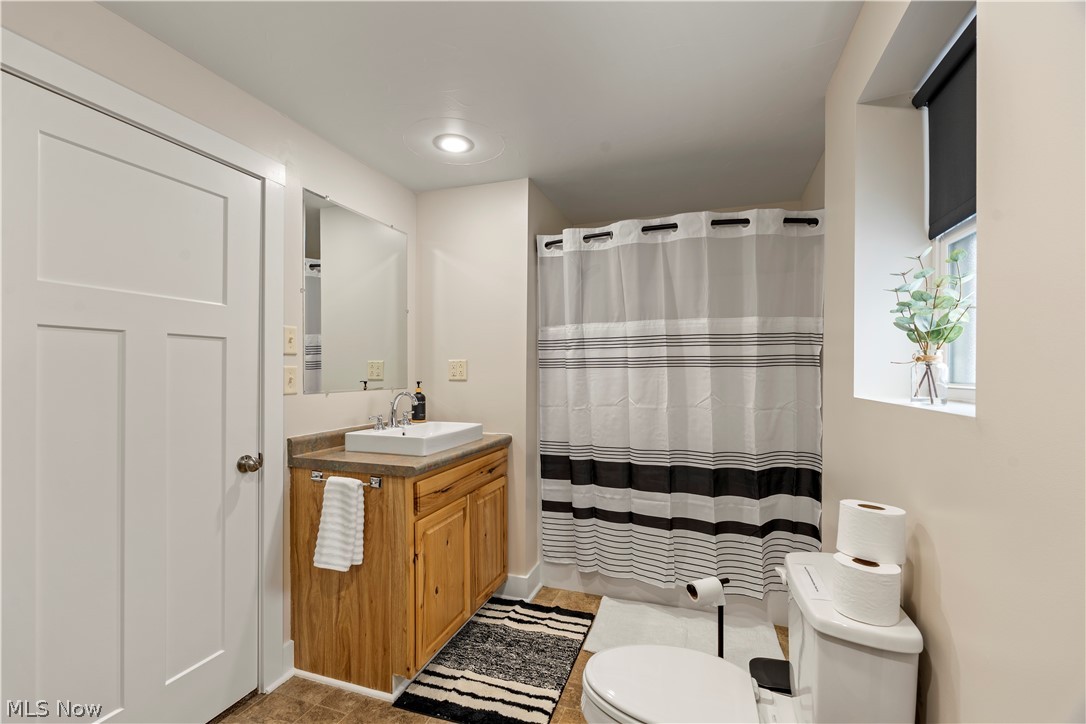 131 Maple Street SW Sugarcreek OH 44681