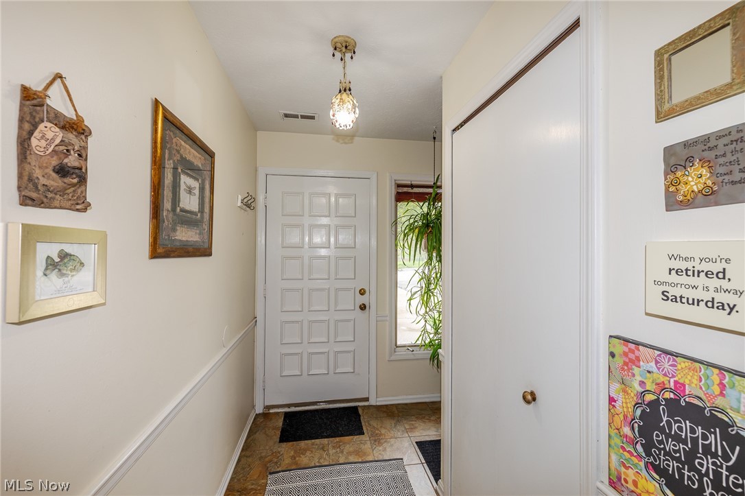 6919 W Fitzwater Road Brecksville OH 44141