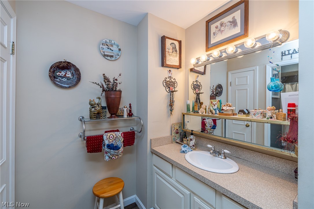 6919 W Fitzwater Road Brecksville OH 44141