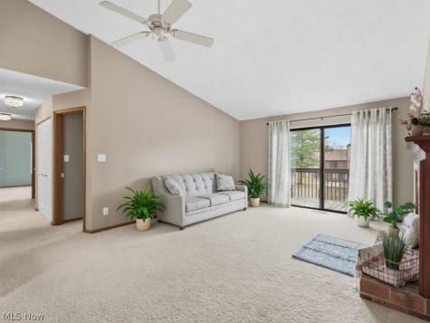 4557 Saint James Circle NW Canton OH 44708