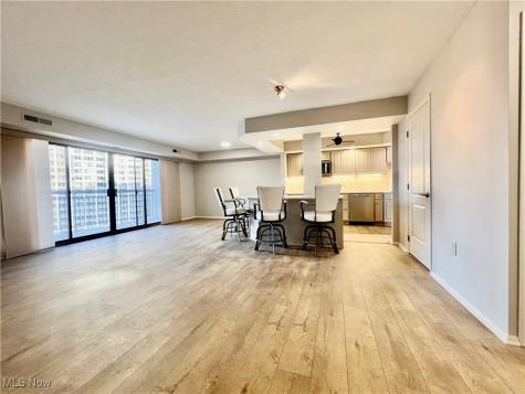 12550 Lake Avenue Lakewood OH 44107