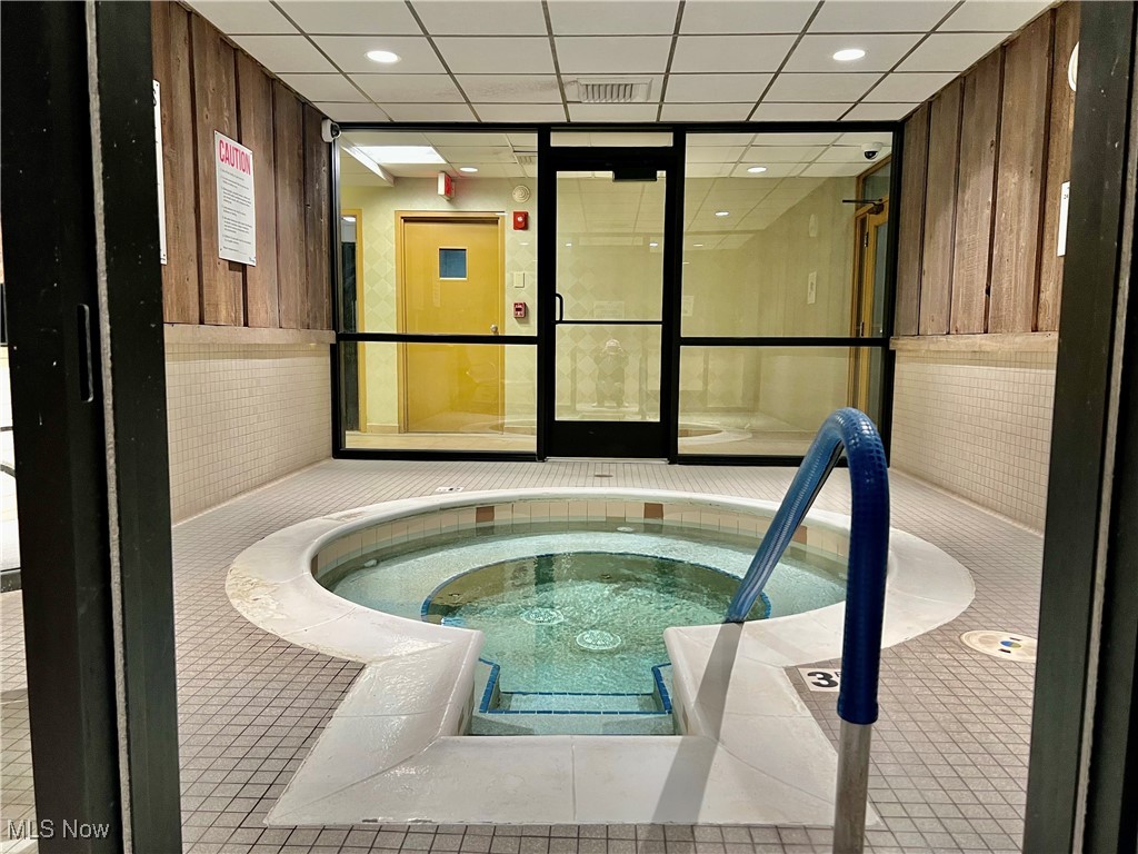 12550 Lake Avenue Lakewood OH 44107