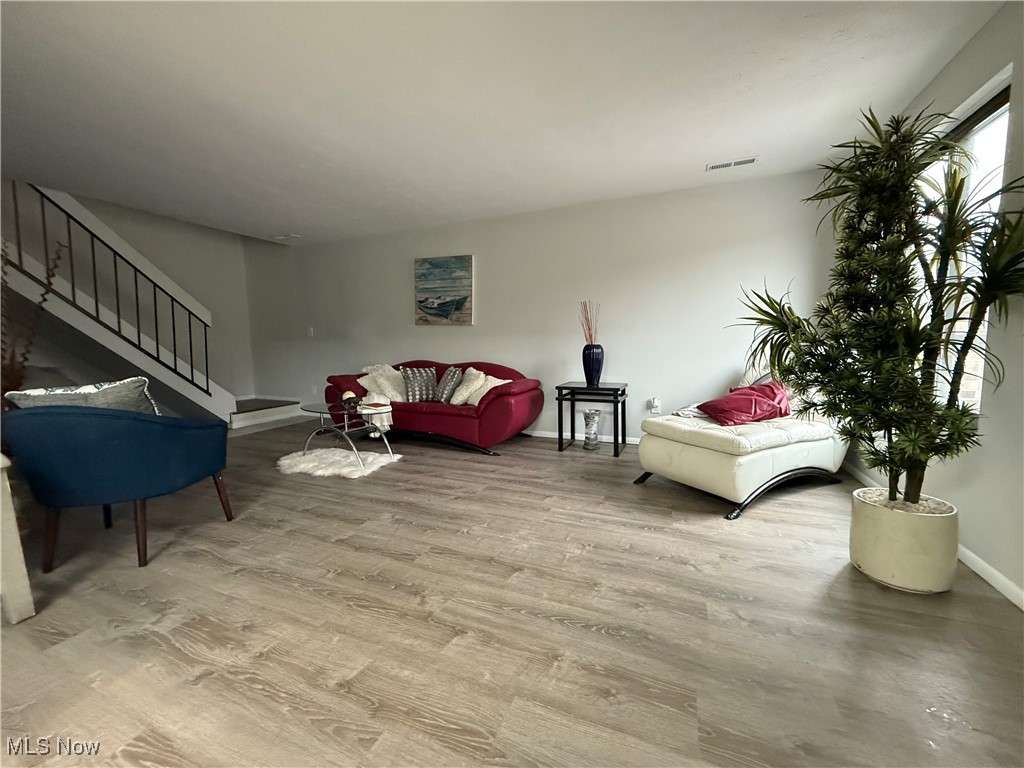 721 Tollis Broadview Heights OH 44147