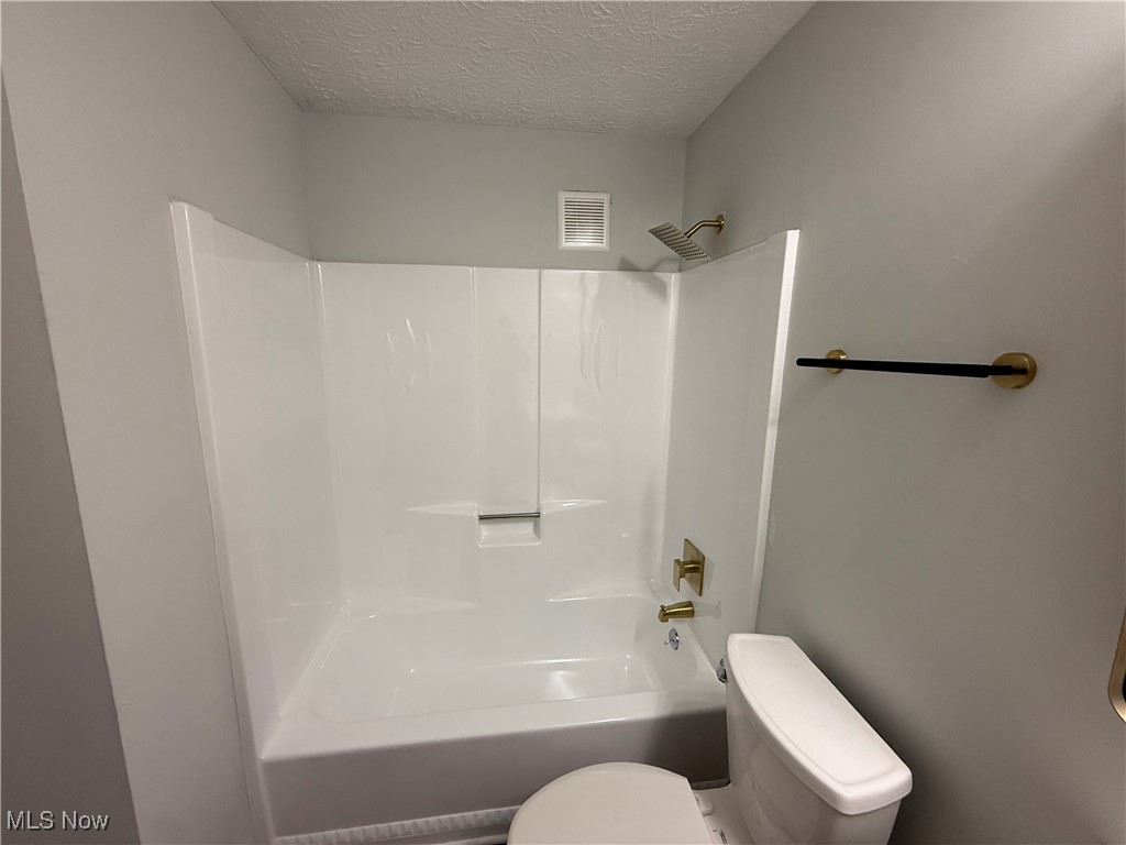 721 Tollis Broadview Heights OH 44147