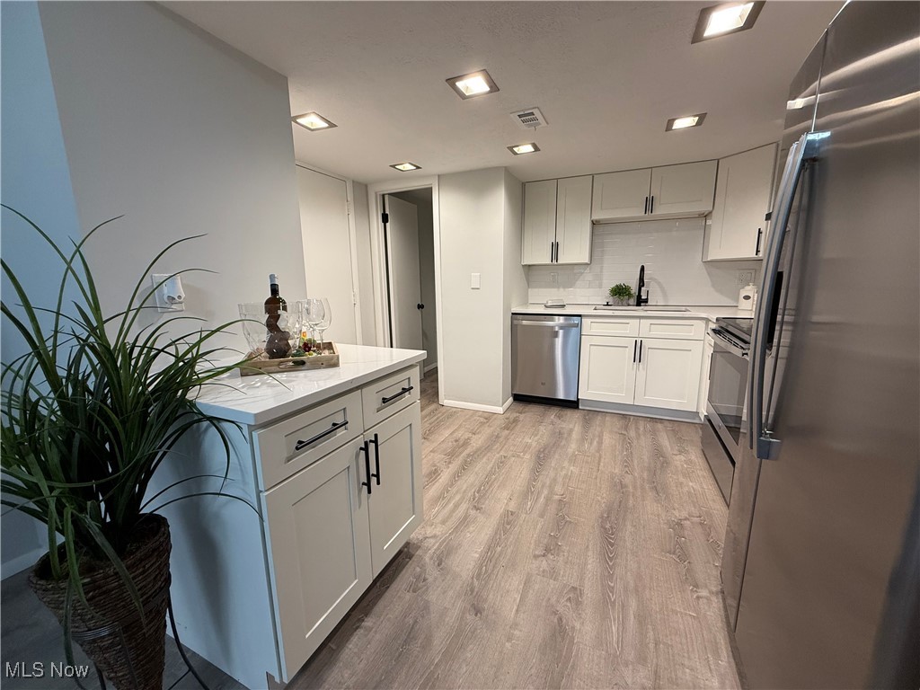 721 Tollis Broadview Heights OH 44147