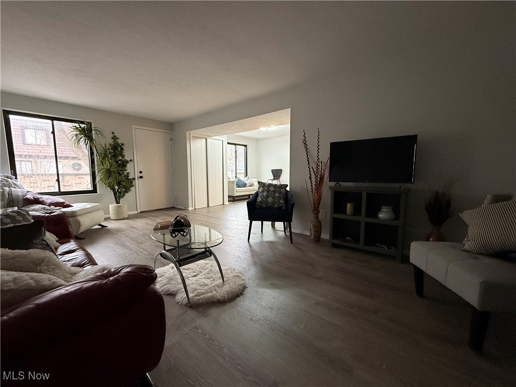 721 Tollis Broadview Heights OH 44147