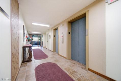 520 Meredith Lane Cuyahoga Falls OH 44223