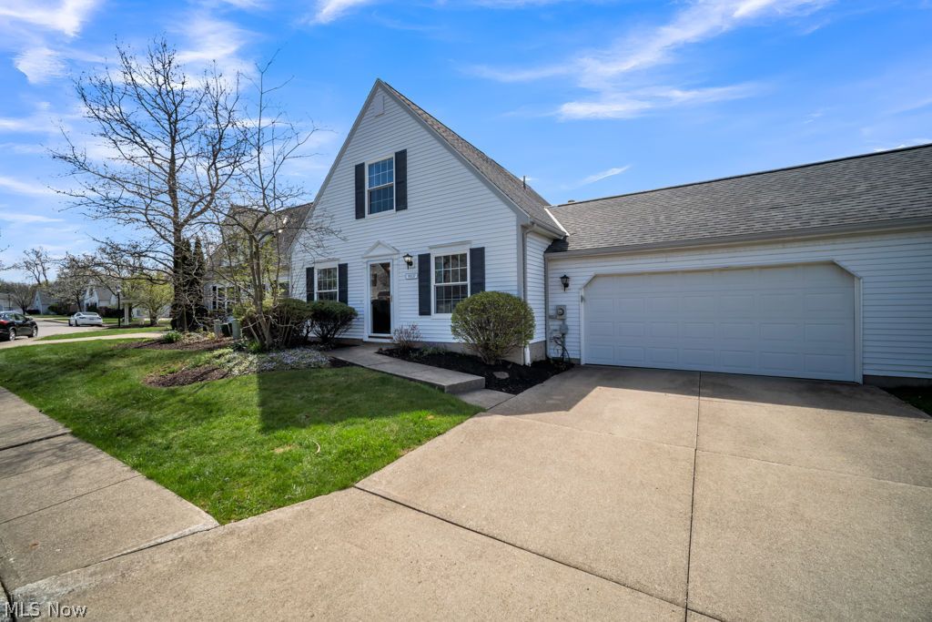 19537 Lymans Lane Strongsville OH 44149