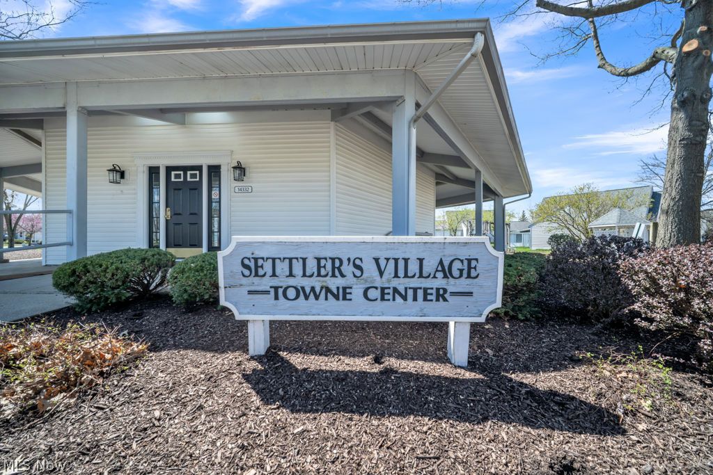 19537 Lymans Lane Strongsville OH 44149