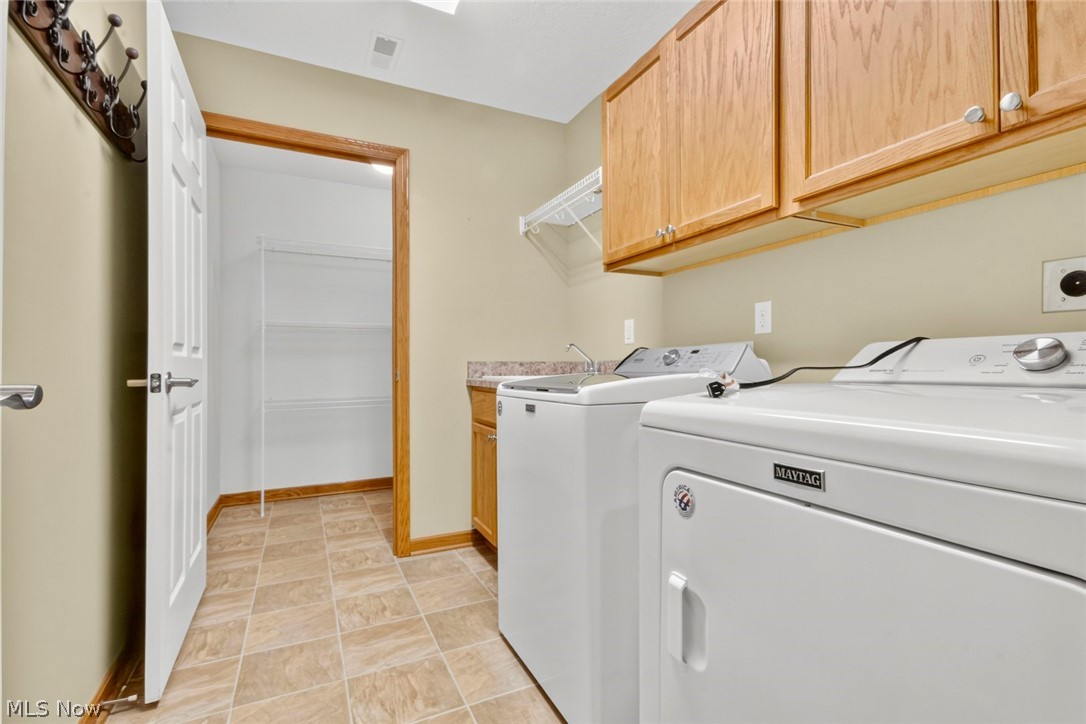 9264 Sharrott Road Poland OH 44514