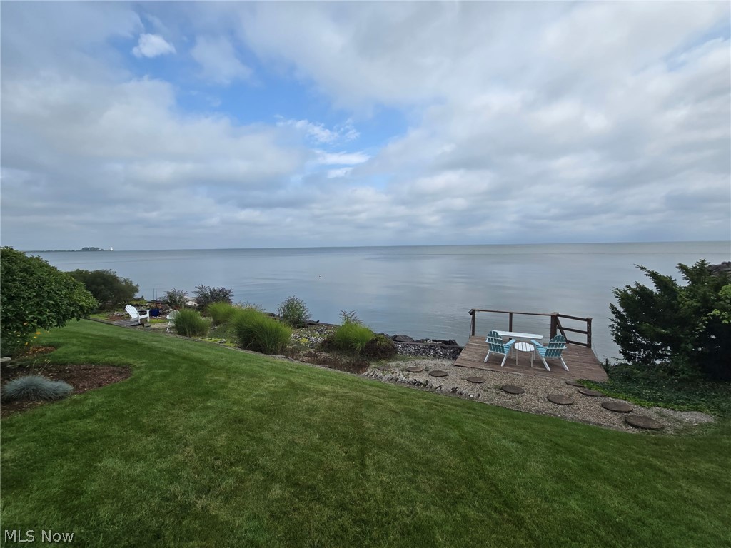 1144 By The Shores Huron OH 44839