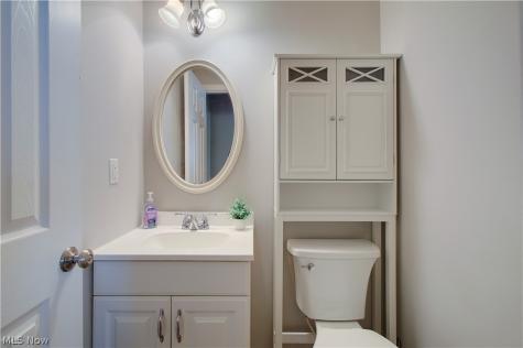 8225 Lancaster Drive Mentor OH 44060
