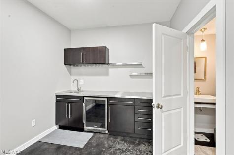 115 N Howard Street Akron OH 44308