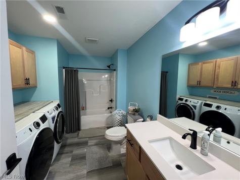 1002 Sycamore Lane Millersburg OH 44654