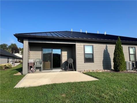 1002 Sycamore Lane Millersburg OH 44654