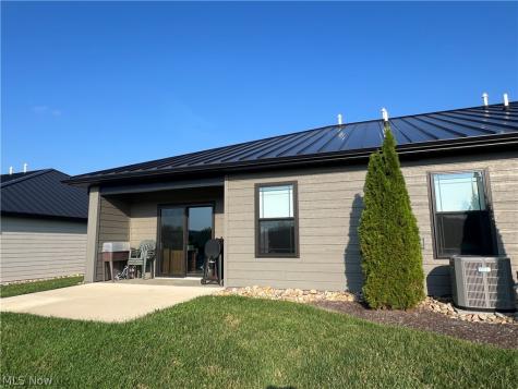 1002 Sycamore Lane Millersburg OH 44654