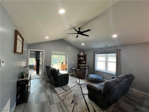 1002 Sycamore Lane Millersburg OH 44654