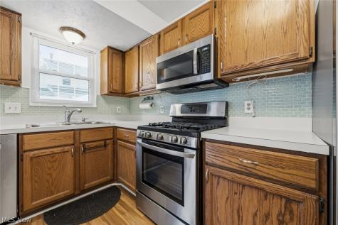 37608 Sturbridge Lane Willoughby OH 44094