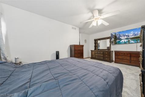 37608 Sturbridge Lane Willoughby OH 44094