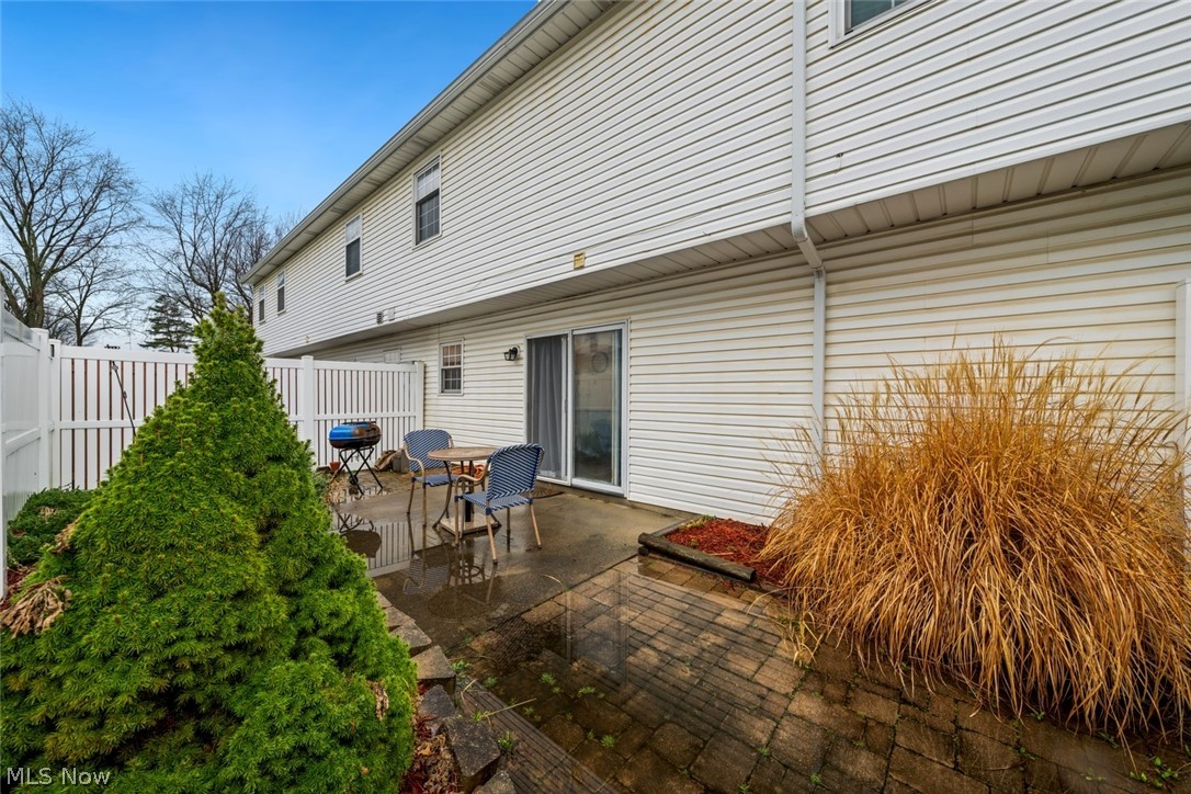 37608 Sturbridge Lane Willoughby OH 44094