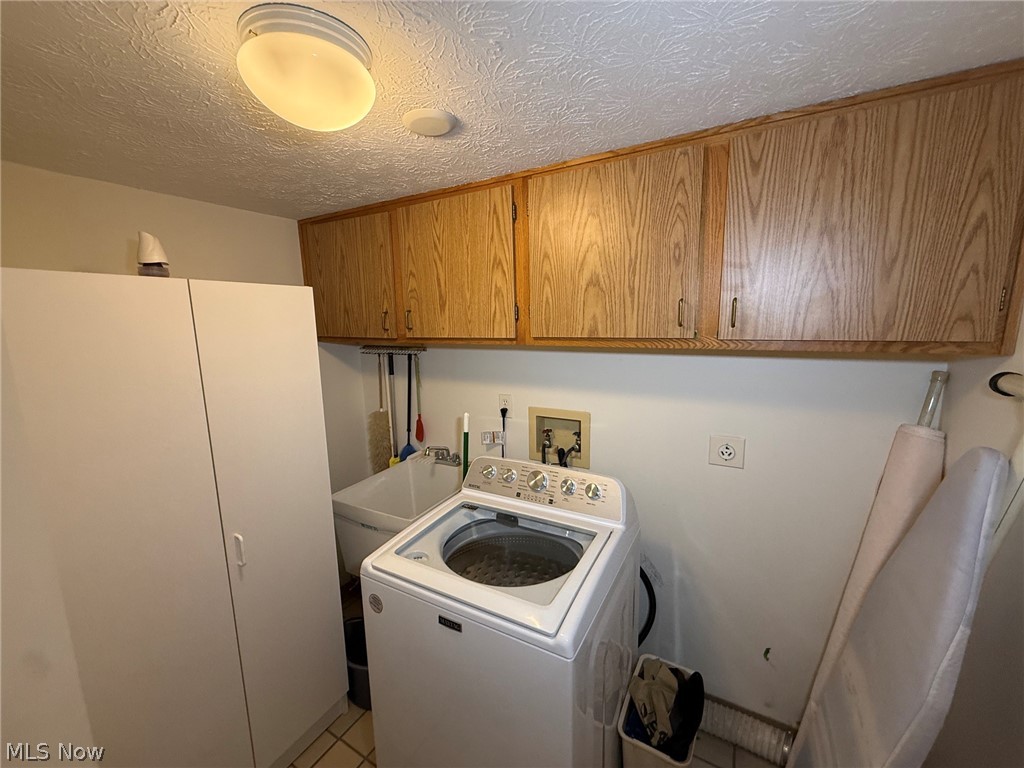 107 Fox Hollow Court Mayfield Heights OH 44124