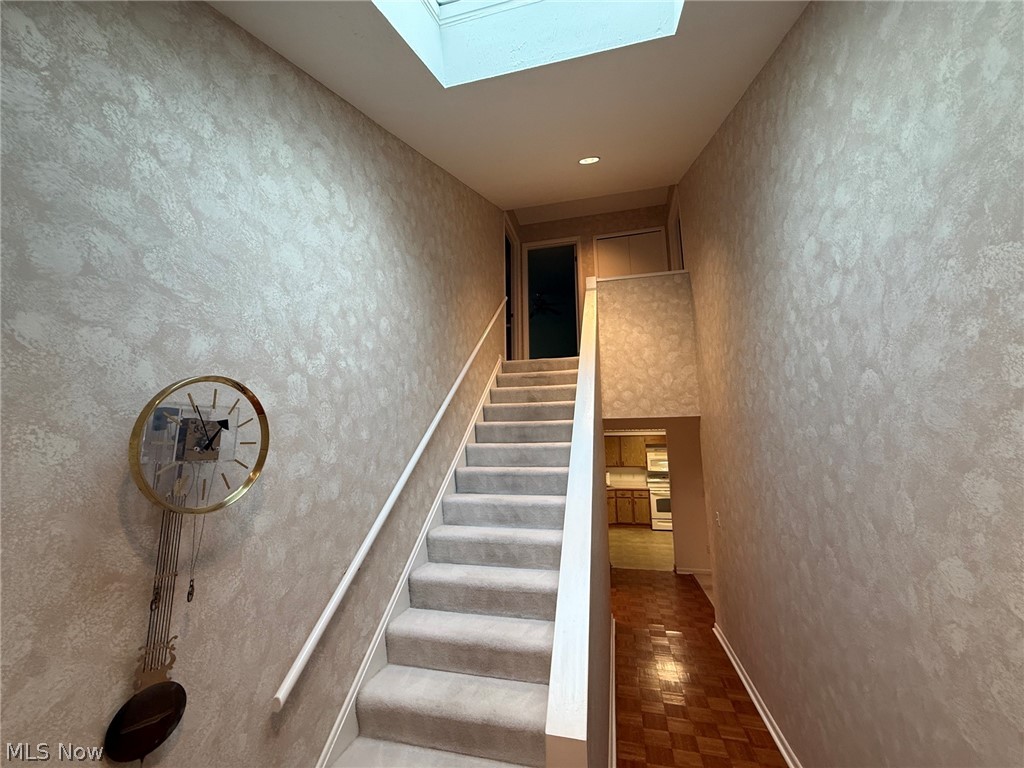 107 Fox Hollow Court Mayfield Heights OH 44124