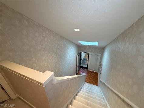107 Fox Hollow Court Mayfield Heights OH 44124