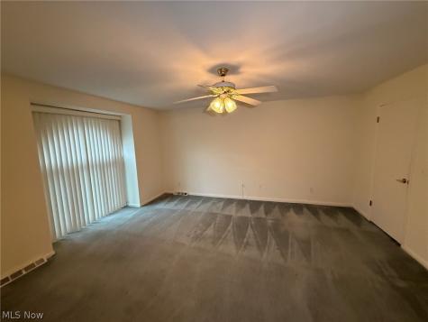 107 Fox Hollow Court Mayfield Heights OH 44124