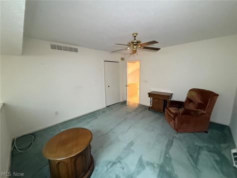 107 Fox Hollow Court Mayfield Heights OH 44124