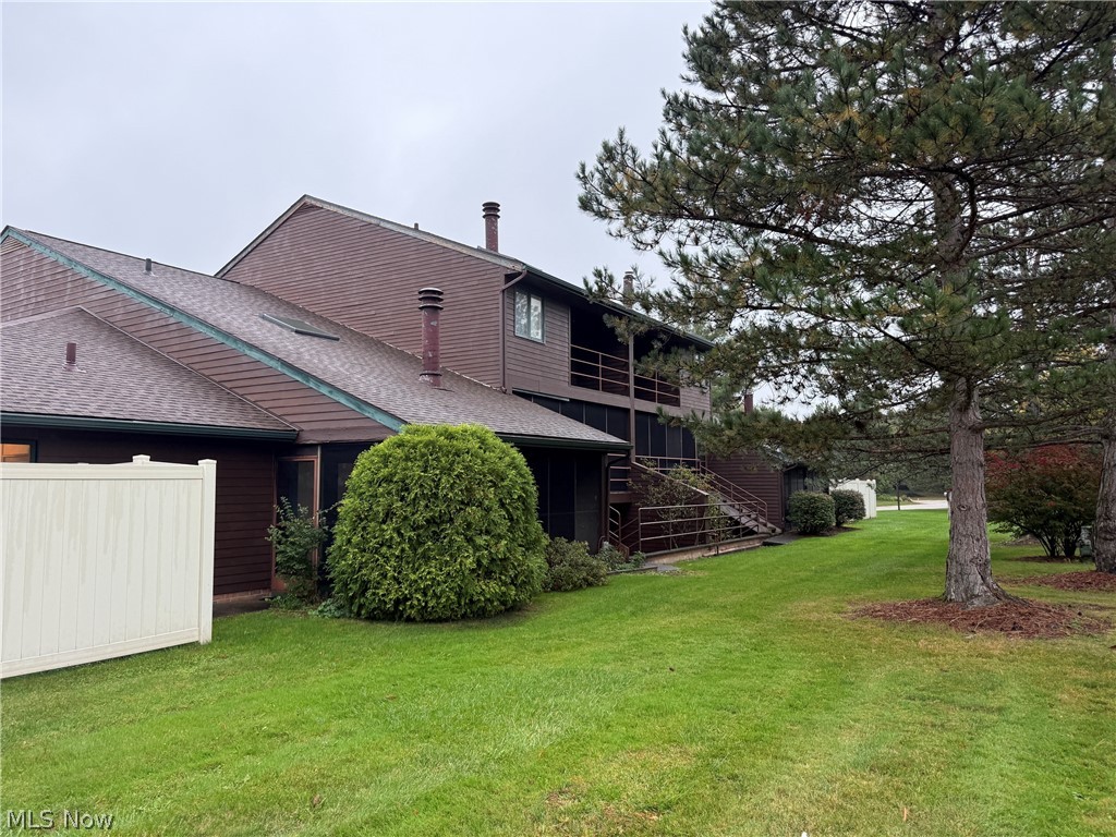 107 Fox Hollow Court Mayfield Heights OH 44124