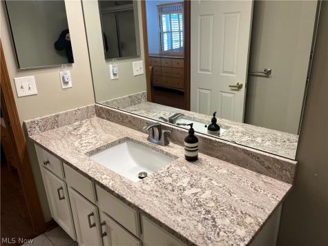 33992 Sunflower Lane North Ridgeville OH 44039