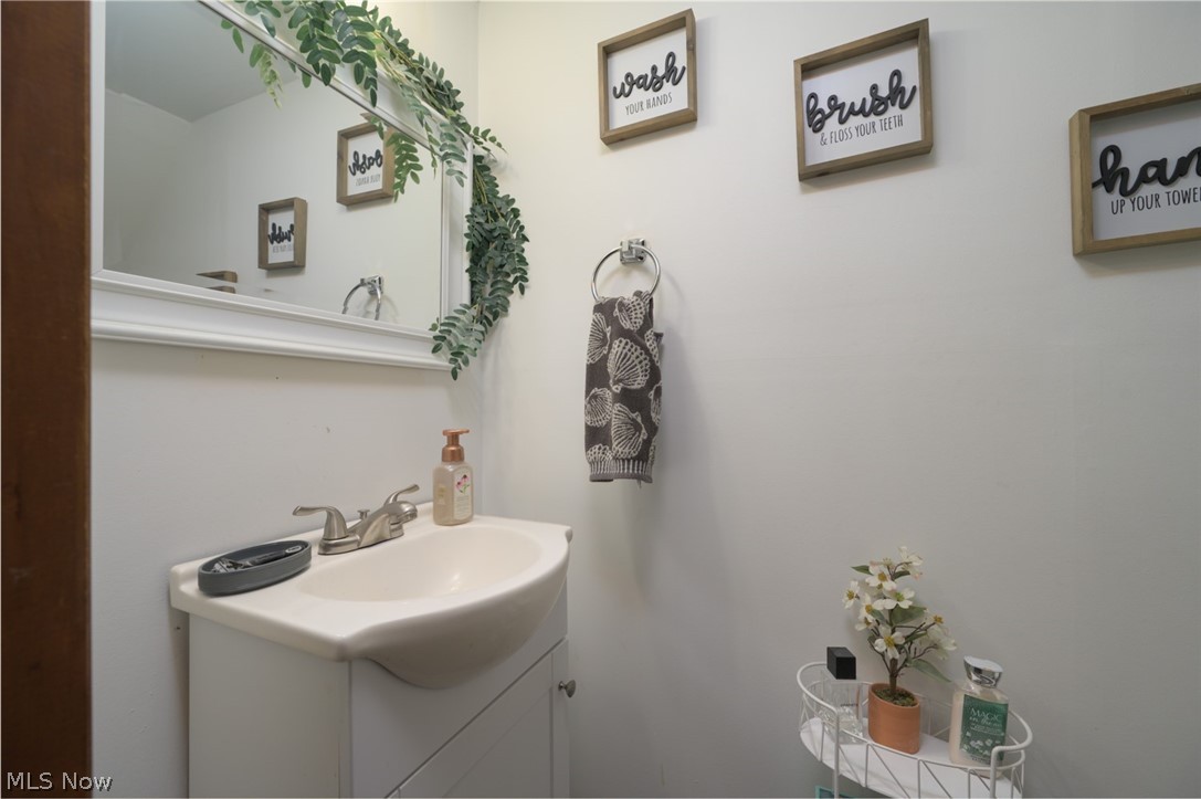 3294 Woodland Trail Cortland OH 44410