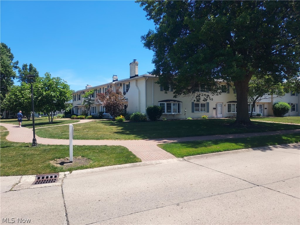 6 Meadowlawn Drive Mentor OH 44060